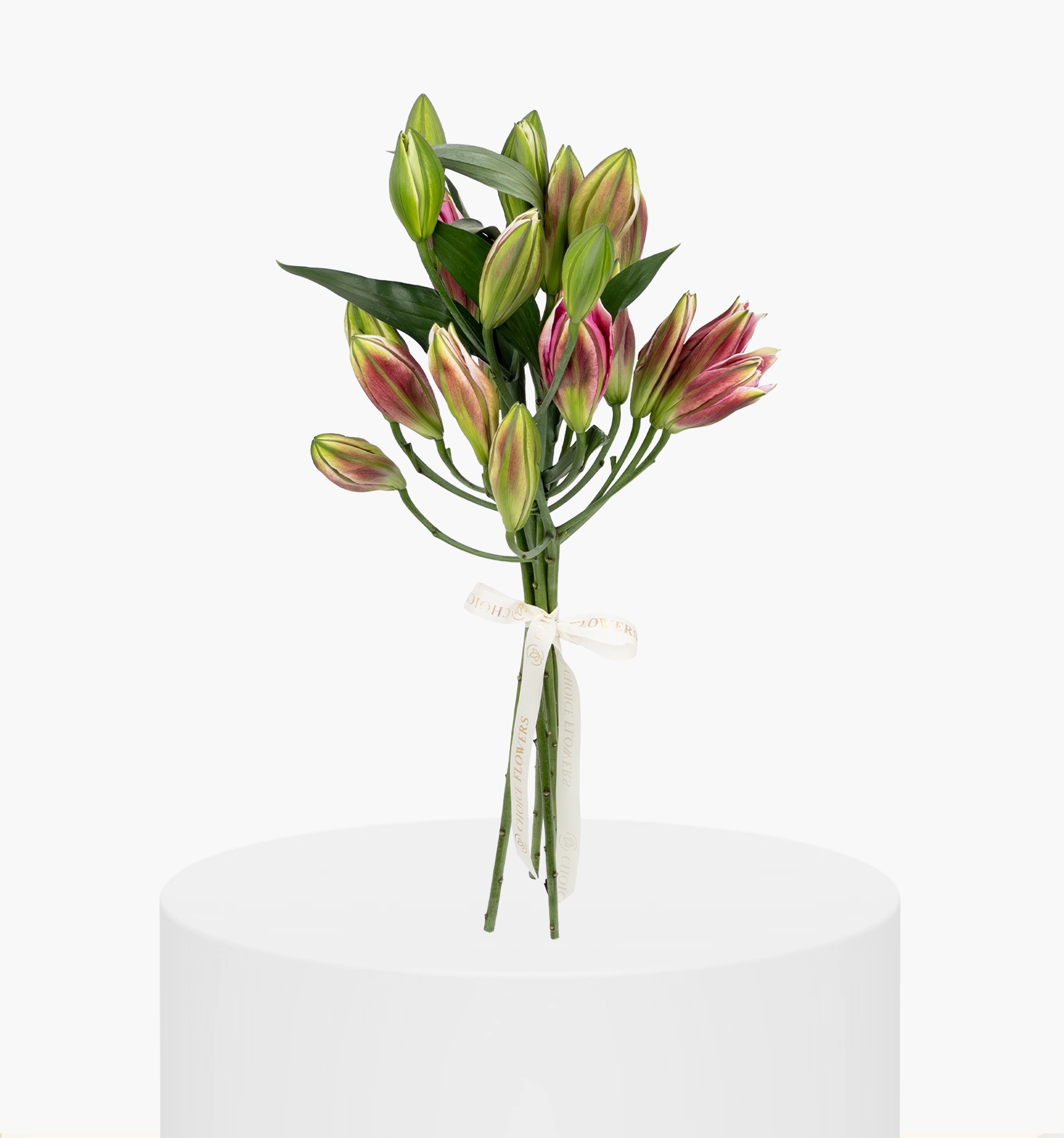 Deluxe Pink Lily Bunch UAE